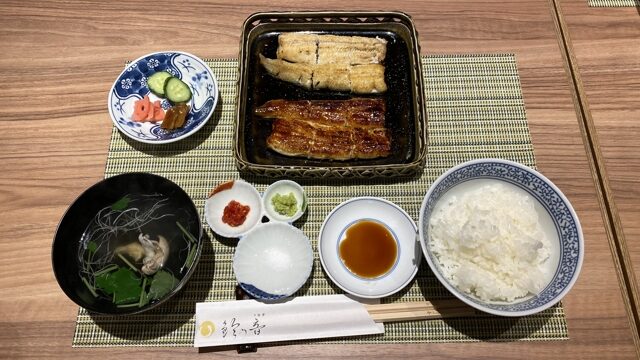 うなぎの蒲焼、白焼き定食